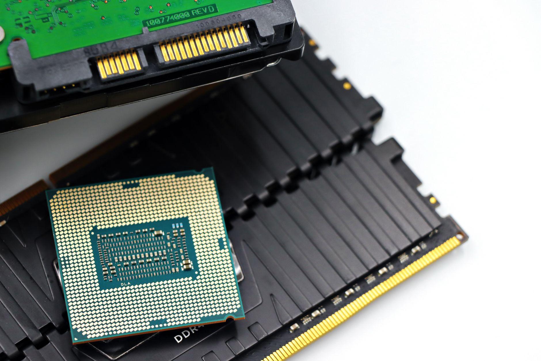 Windows 的臃肿正在拖累 AI PC 的普及